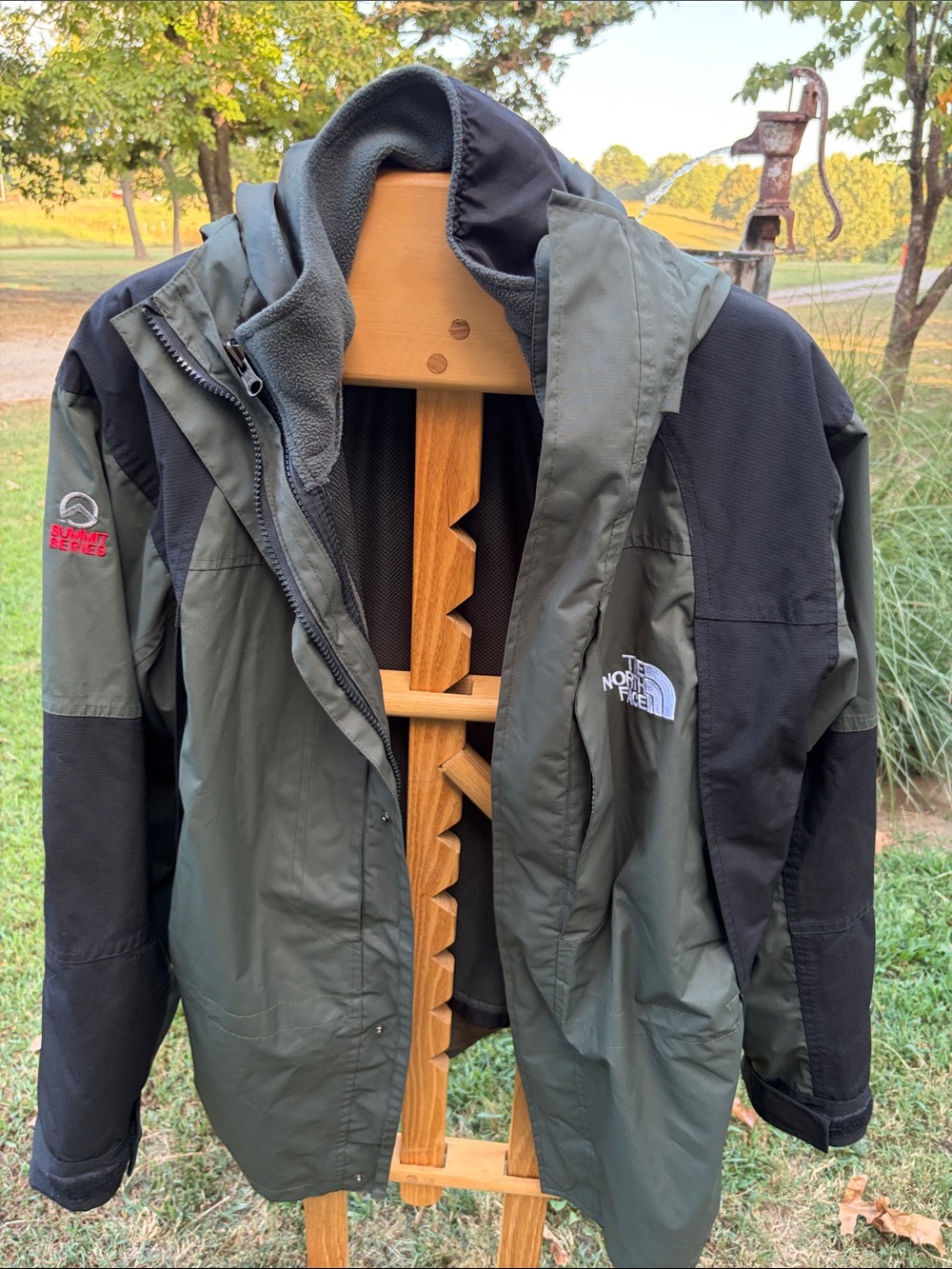 The North Face Olive & Black Waterproof Rain Jacket Gore-Tex Summit Series 3-1